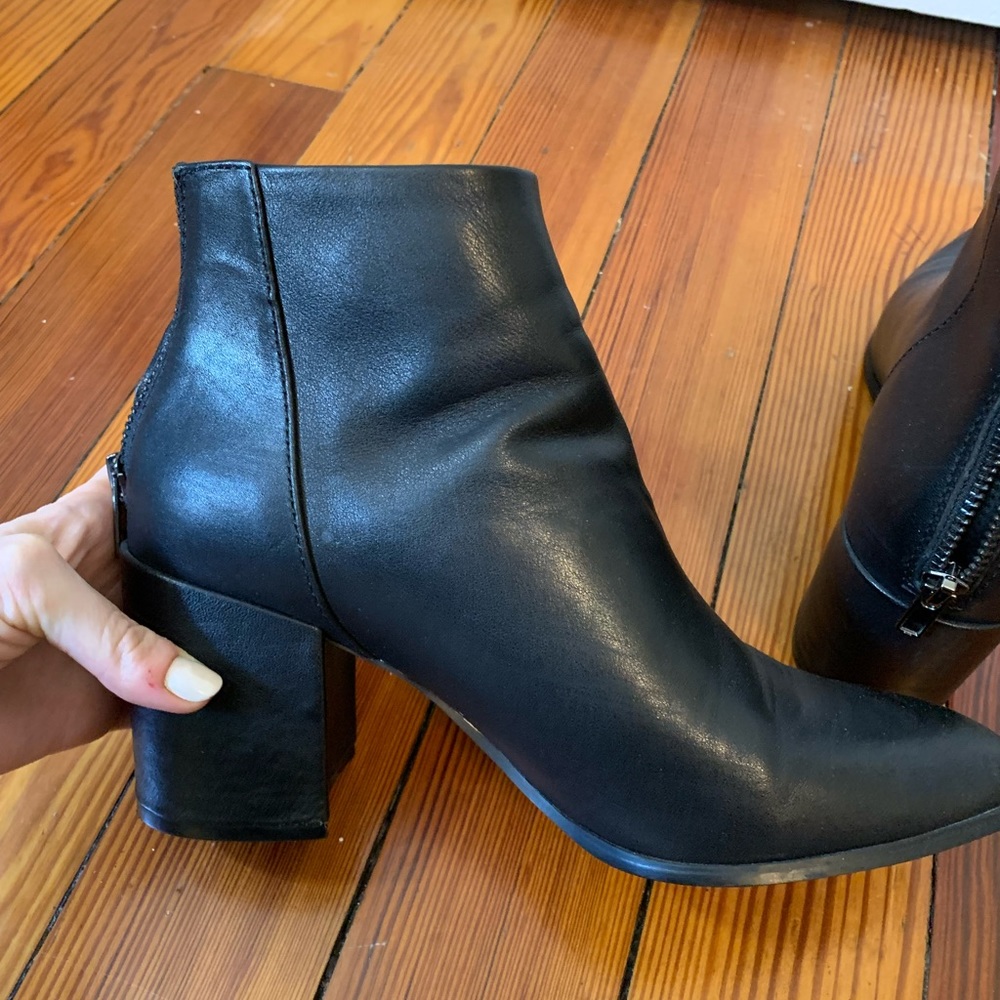 Black leather ankle boots - pointed toe